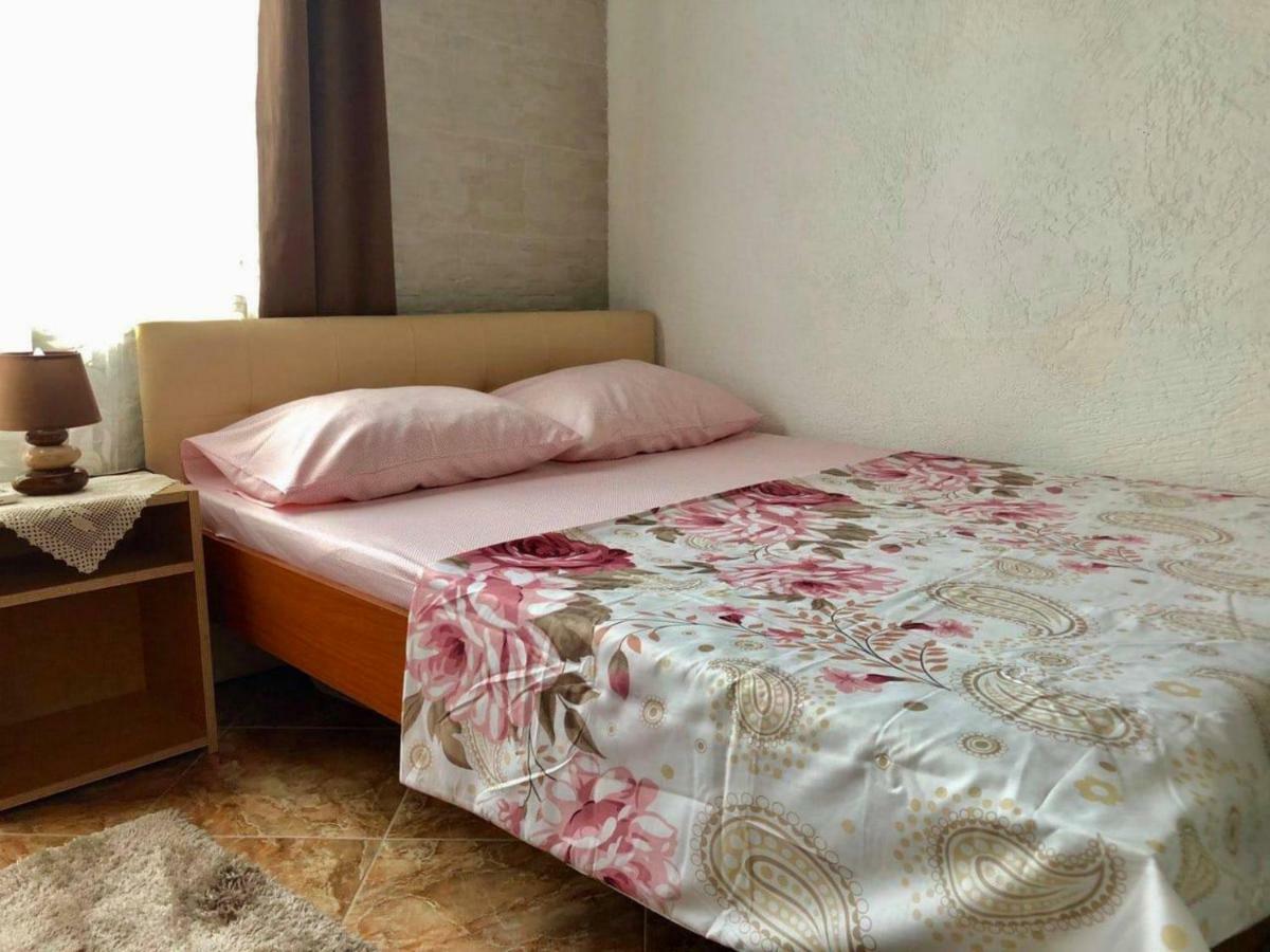 Apartments Zuto Ulcinj Exterior foto