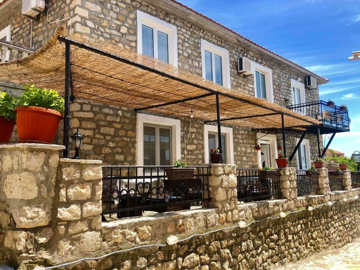 Apartments Zuto Ulcinj Exterior foto